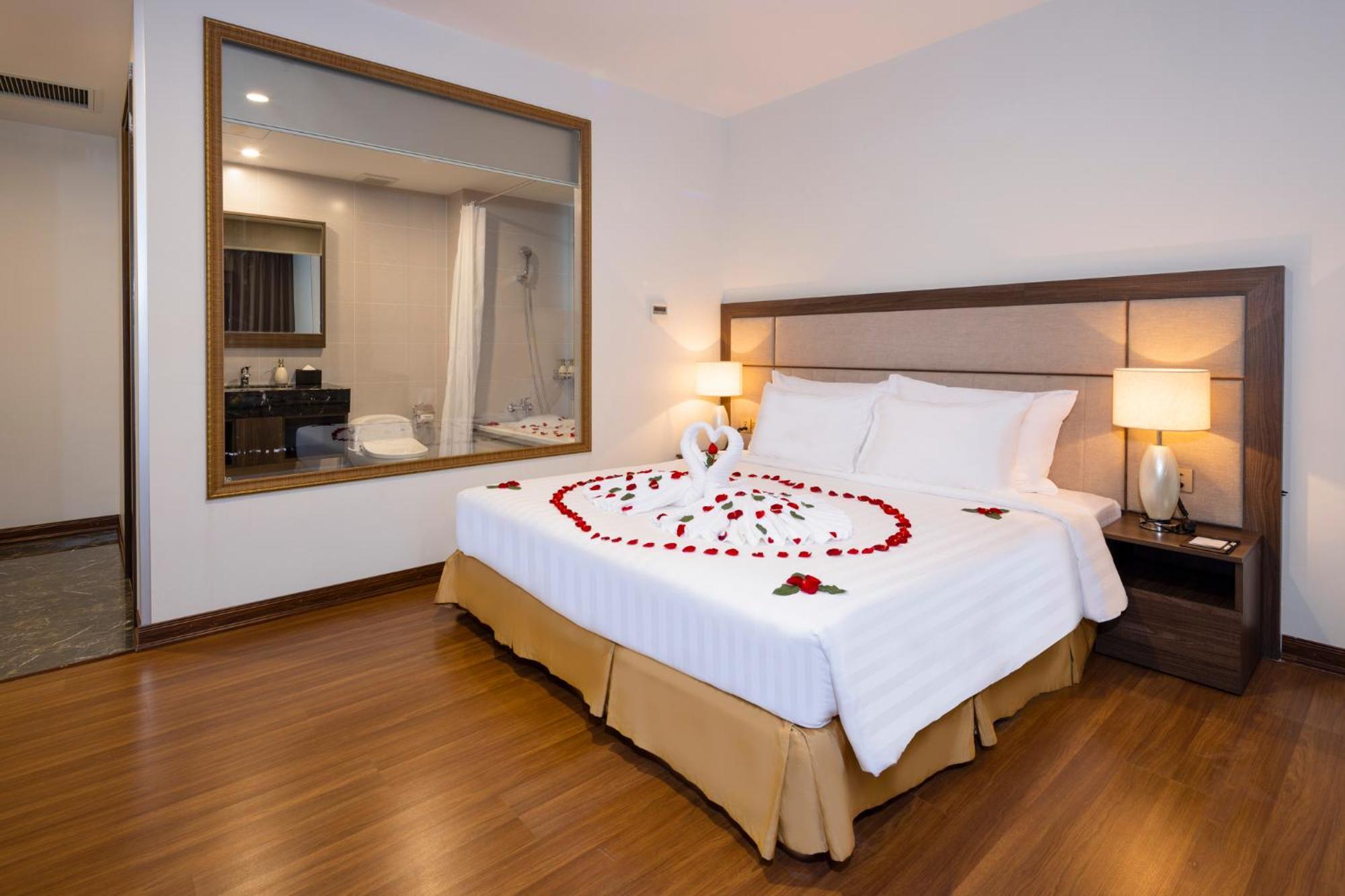 Daphovina Hotel Nha Trang Exterior foto